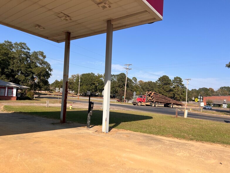 116 S Arkansas Ave, Bloomburg, TX for sale - Building Photo - Image 3 of 20