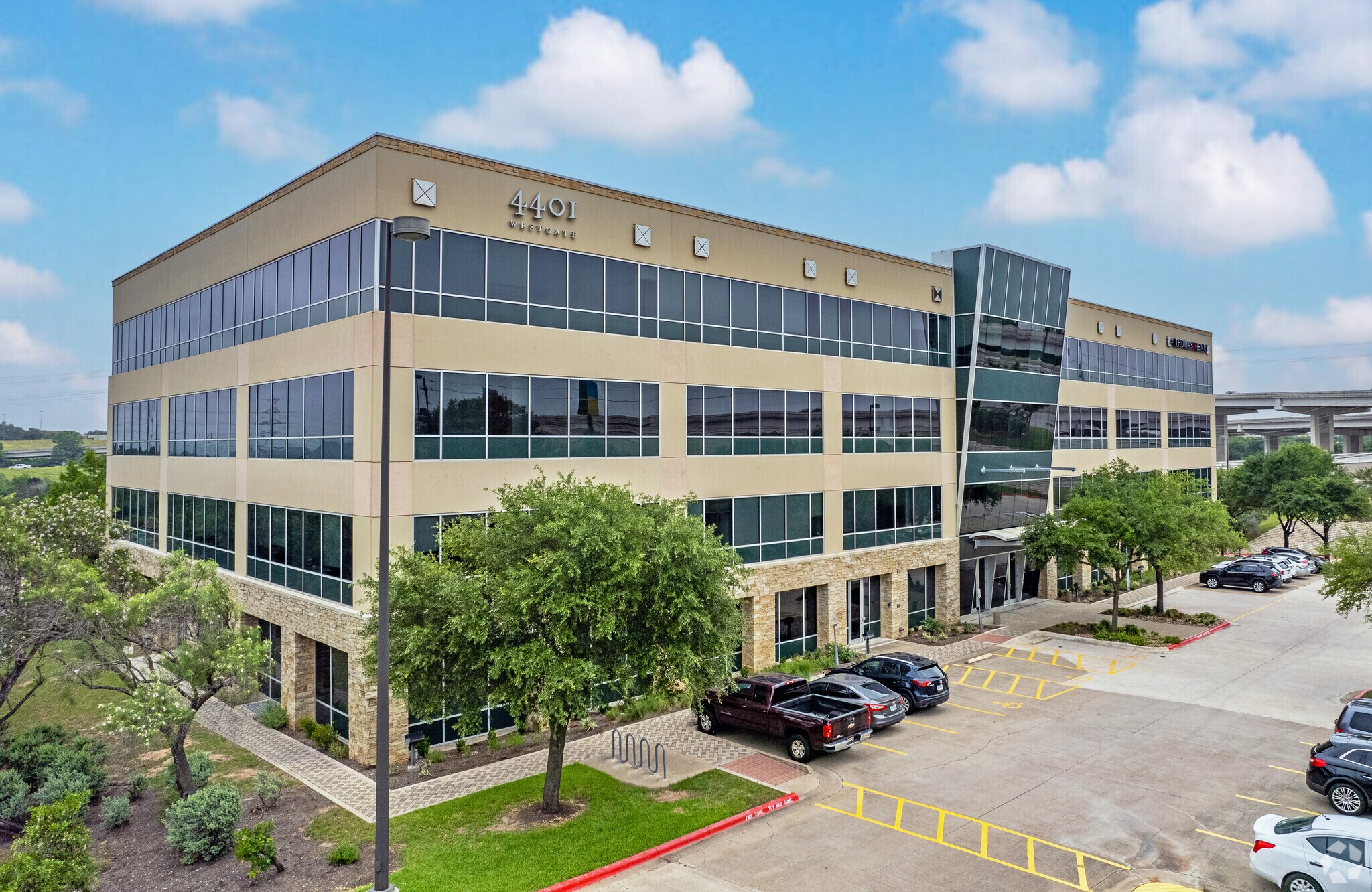 4401 Westgate Blvd, Austin, TX for lease Primary Photo- Image 1 of 11