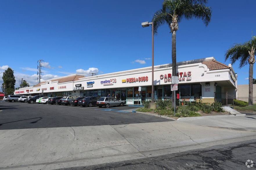 1150 N Harbor Blvd, Anaheim, CA for lease - Primary Photo - Image 2 of 4