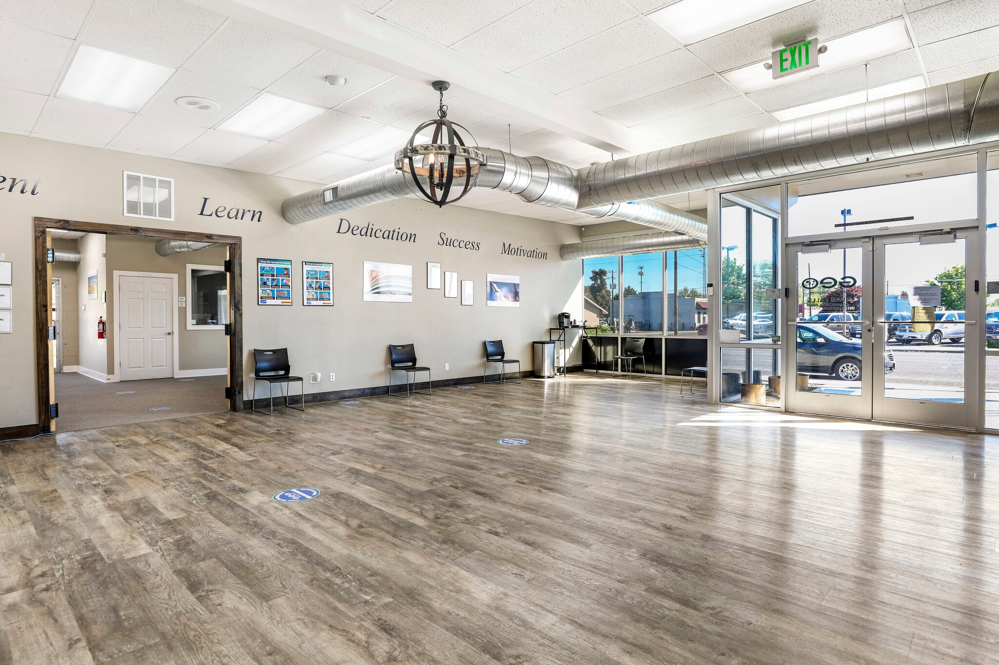 510 2nd Ave S, Twin Falls, ID for lease Interior Photo- Image 1 of 8