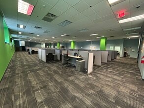 330-339 S Warminster Rd, Hatboro, PA for lease Interior Photo- Image 1 of 3