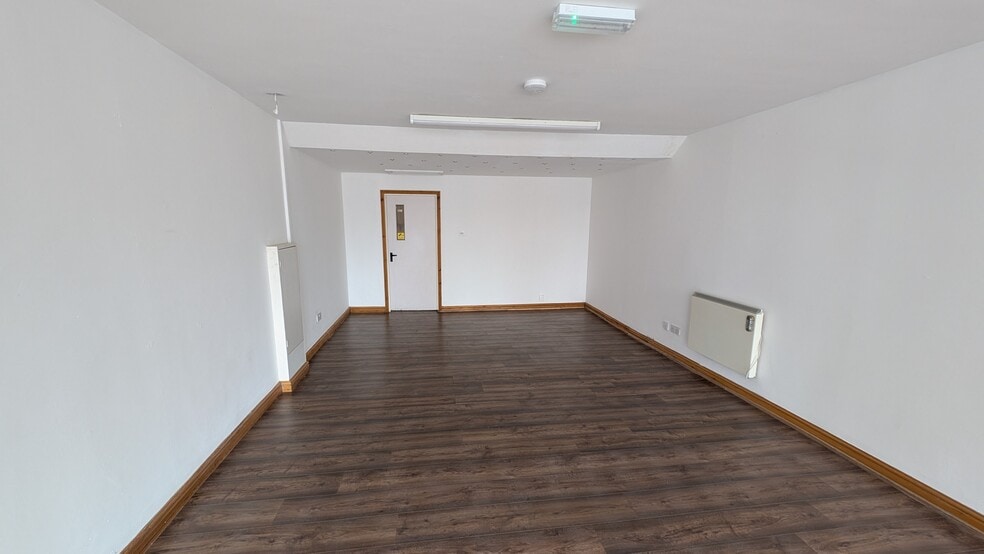 8 Station Rd, Taunton à louer - Photo du bâtiment - Image 3 de 3