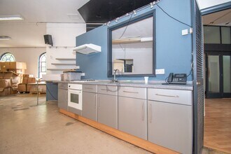 193 Charles St, Leicester for lease Interior Photo- Image 2 of 9