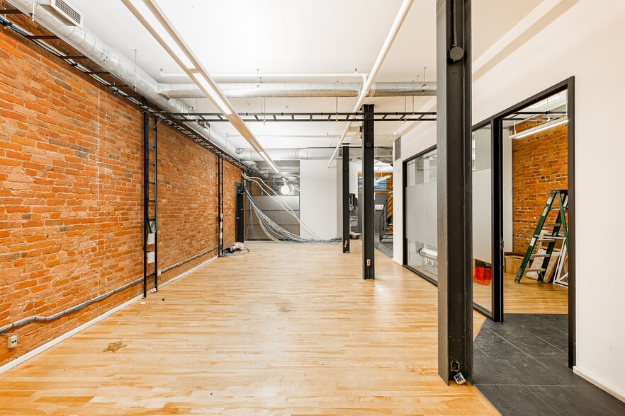 356-360 Rue Le Moyne, Montréal, QC à vendre - Photo intérieure - Image 3 de 5