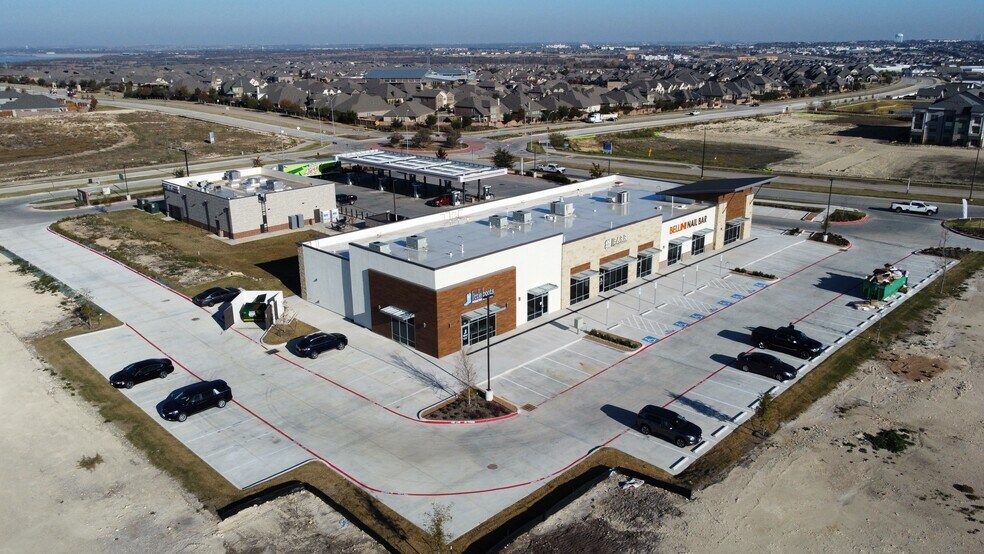 McPherson Blvd, Crowley, TX à louer - Photo du bâtiment - Image 2 de 8