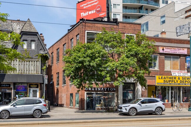 Plus de détails pour 204 Spadina Ave, Toronto, ON - Bureau à louer