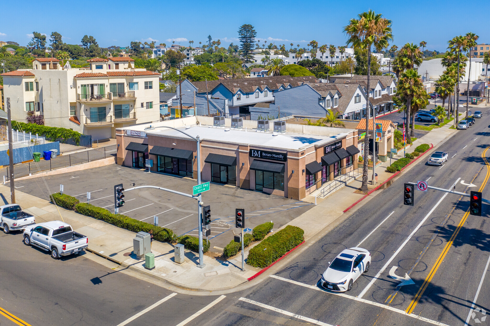 520 N Coast Hwy 101, Oceanside, CA for lease Aerial- Image 1 of 14