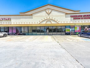 8530 S Braeswood Blvd, Houston, TX à louer Photo intérieure- Image 1 de 48