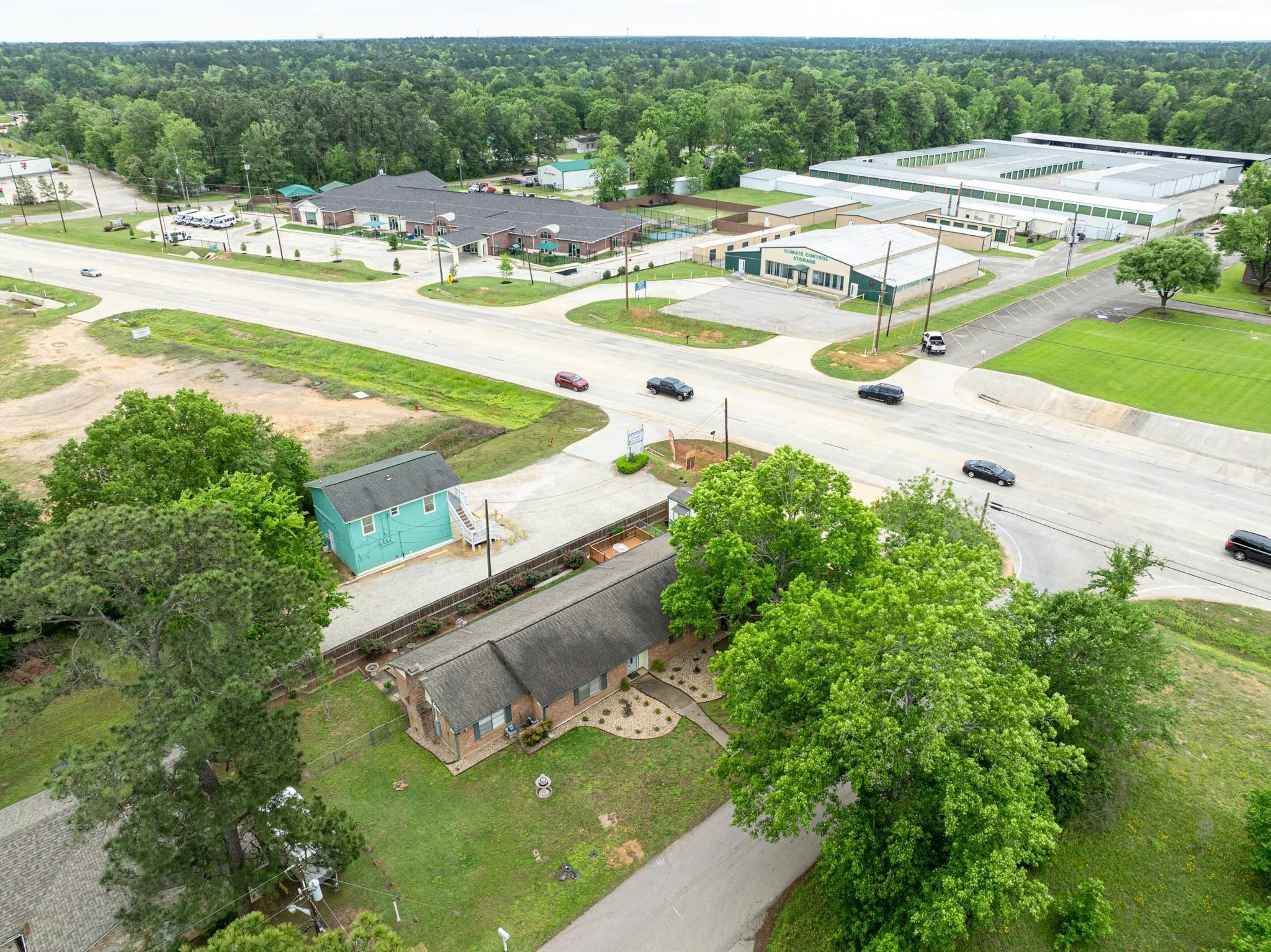 10192 FM 1097 Rd W, Willis, TX for sale Primary Photo- Image 1 of 6