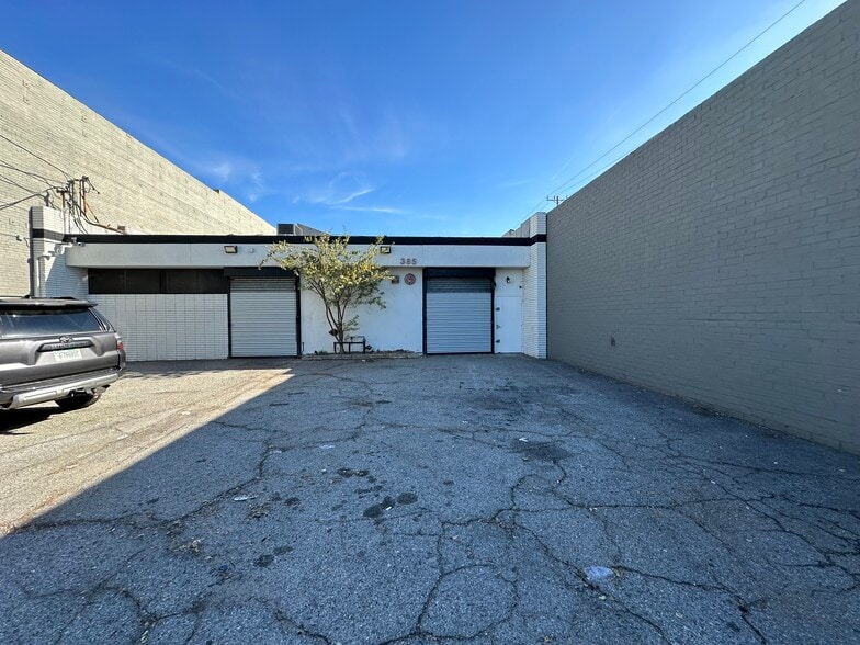 3850 Broadway Pl, Los Angeles, CA for sale - Building Photo - Image 1 of 8