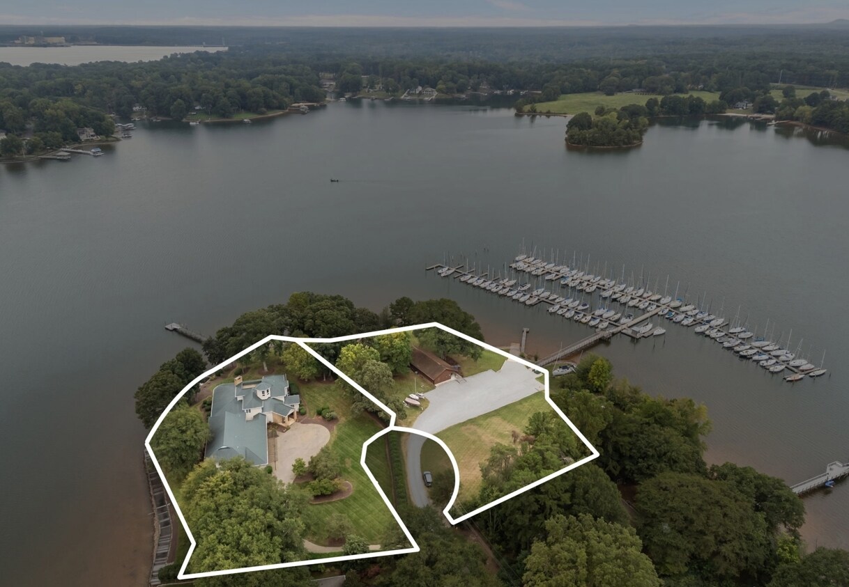 1887 Yacht Club Dr, Denver, NC à vendre Photo principale- Image 1 de 4