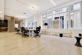 21 Rue Du Faubourg Saint-Antoine, Paris à louer Photo intérieure- Image 2 de 6