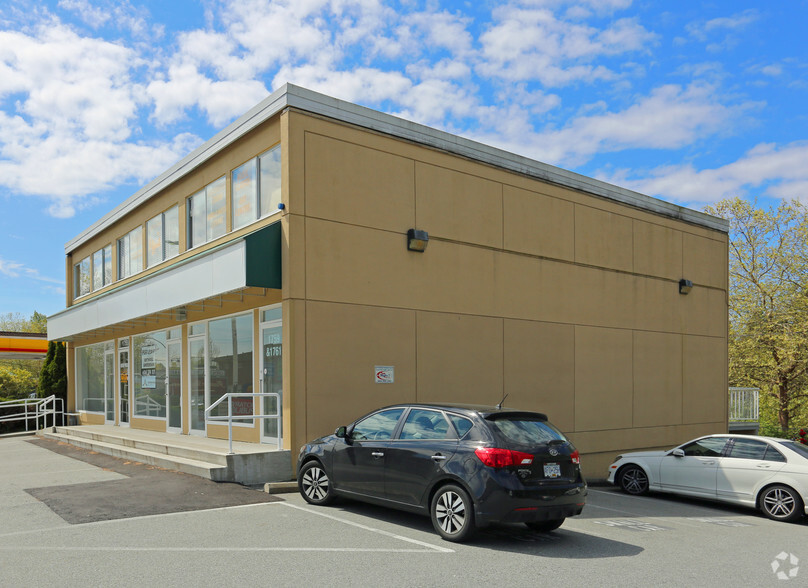 1751-1761 Capilano Rd, North Vancouver, BC for lease - Building Photo - Image 2 of 9