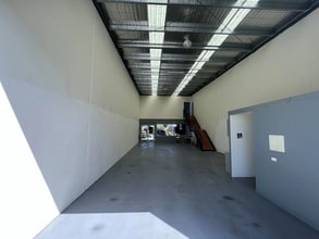 150-156 Chesterville Rd, Cheltenham for lease Interior Photo- Image 2 of 2