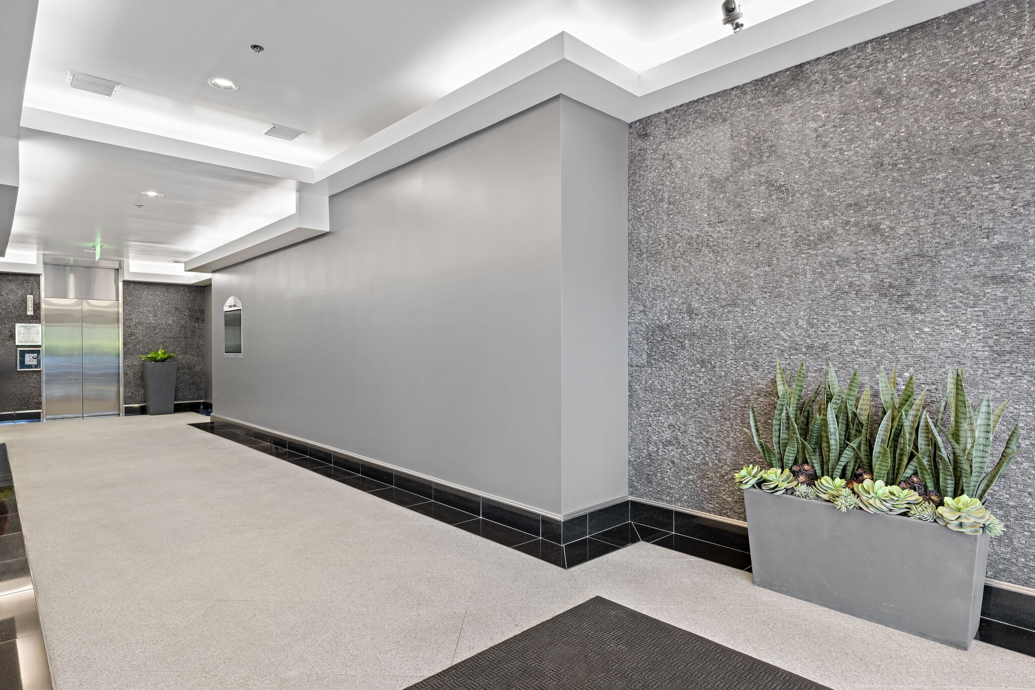 3110 Camino del Rio S, San Diego, CA for lease Primary Photo- Image 1 of 9