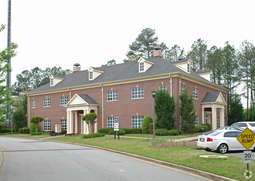 9810 Medlock Bridge Rd, Johns Creek, GA for lease - Primary Photo - Image 1 of 2