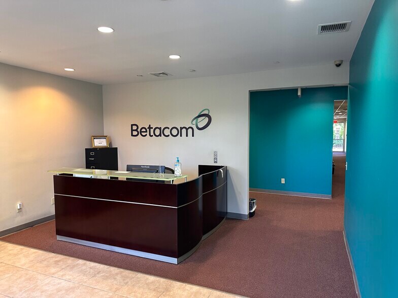 9331 E Fowler Ave, Thonotosassa, FL à louer - Photo intérieure - Image 2 de 7