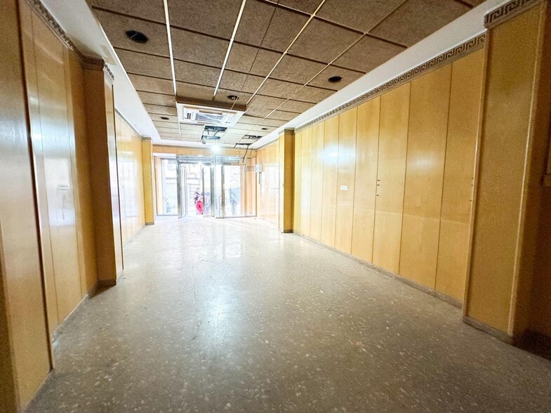Retail in Cieza, Murcia for lease - Lobby - Image 3 of 14