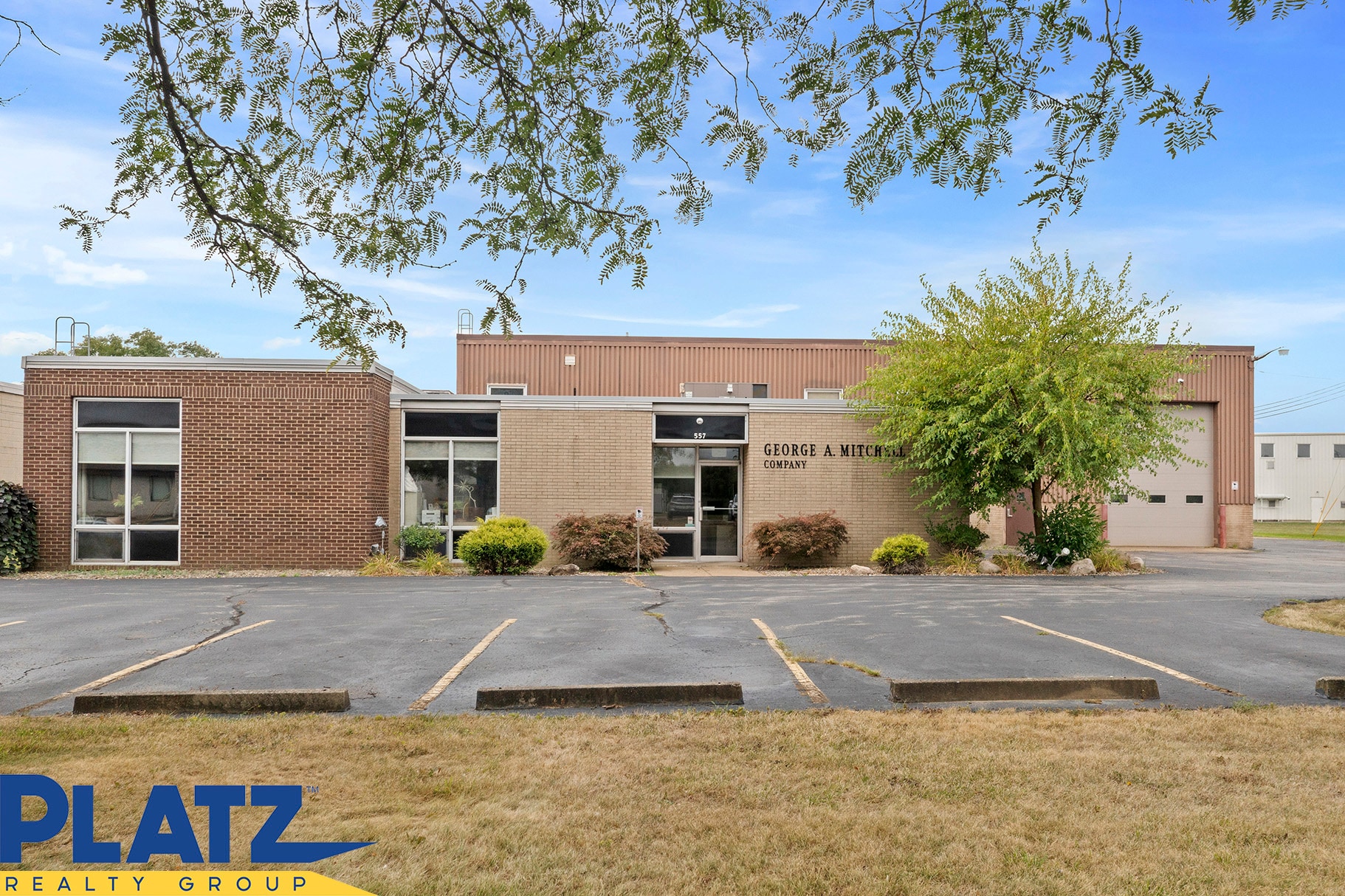 557 Mcclurg Rd, Youngstown, OH for sale Primary Photo- Image 1 of 17