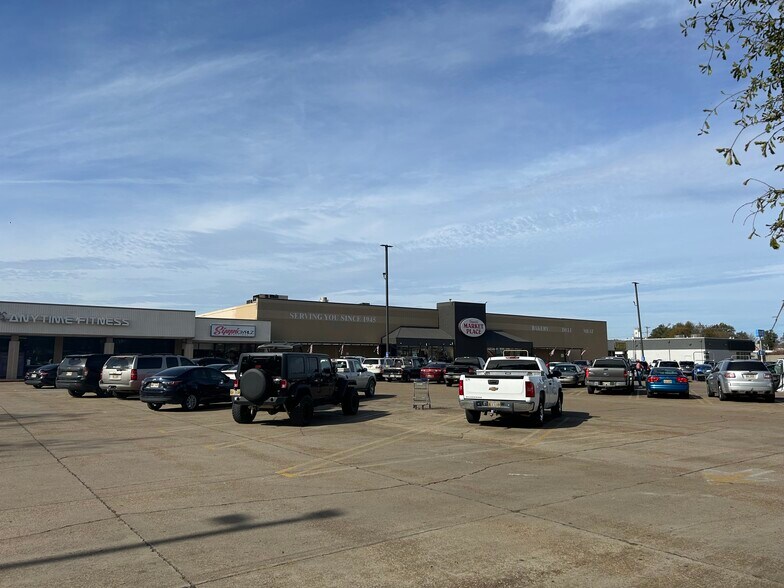 207 N Davis Ave, Cleveland, MS à louer - Photo du bâtiment - Image 1 de 8