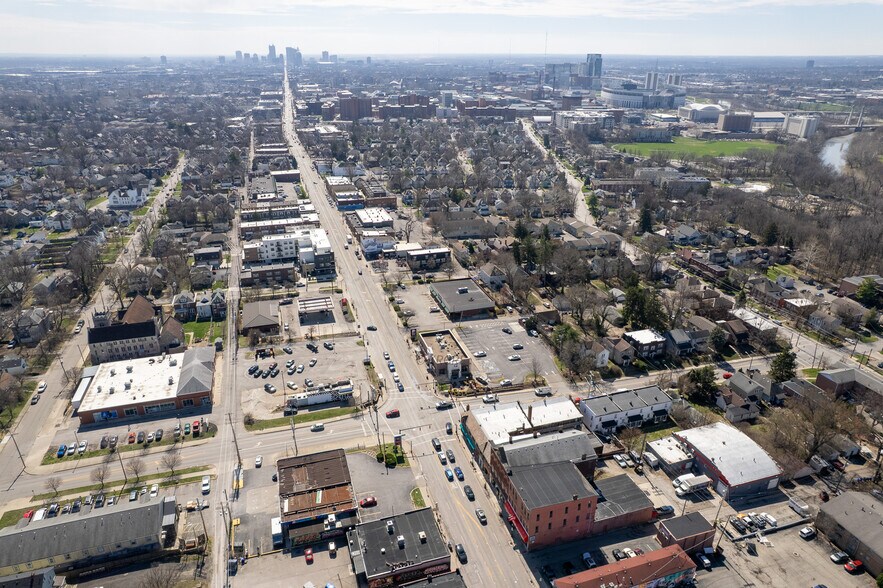 2563-2573 N High St, Columbus, OH à vendre - Photo du bâtiment - Image 2 de 5