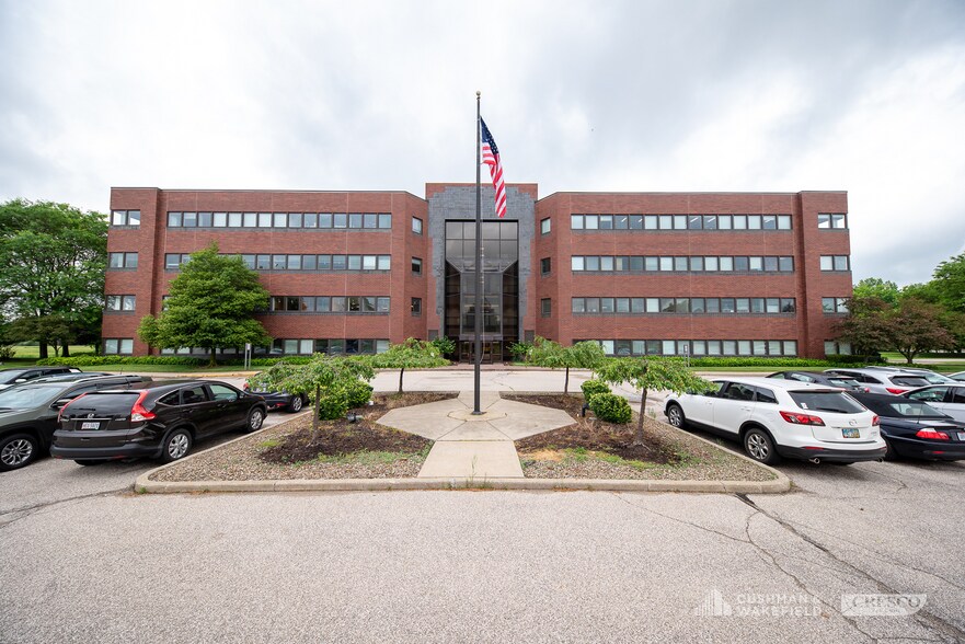 26301 Curtiss Wright Pky, Richmond Heights, OH à louer - Photo du bâtiment - Image 1 de 8