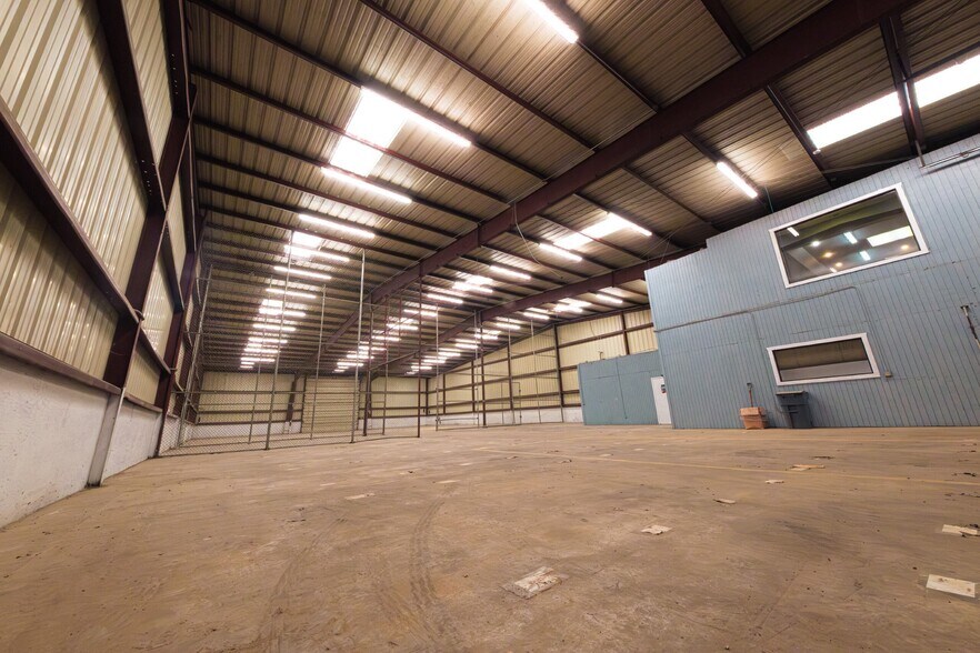 8569 Las Cruces Dr, Laredo, TX à louer - Photo intérieure - Image 3 de 5