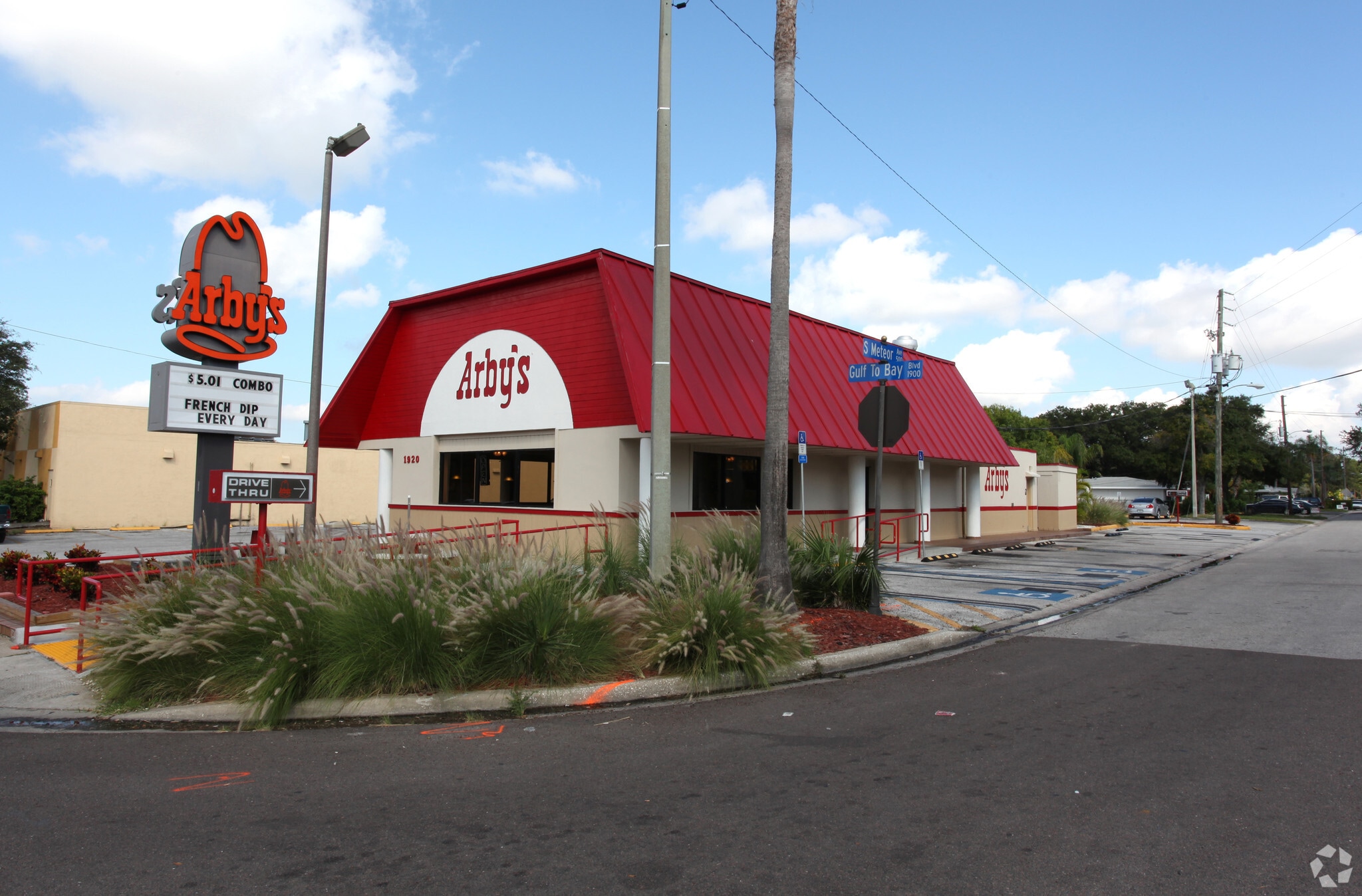1920 Gulf To Bay Blvd, Clearwater, FL for lease Primary Photo- Image 1 of 2