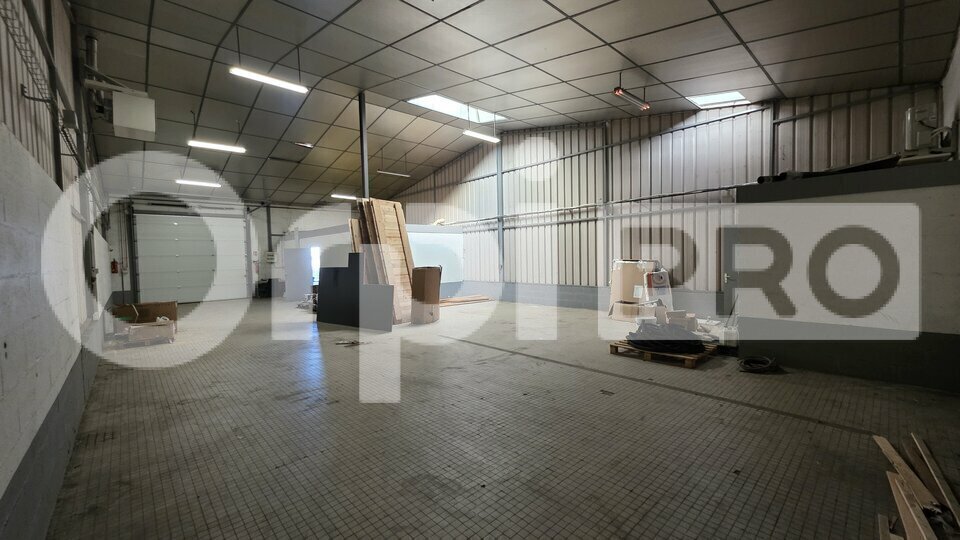 Flex in Soissons for lease - Building Photo - Image 3 of 4