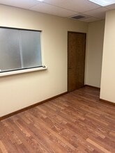 225 S Civic Dr, Palm Springs, CA à louer Photo intérieure- Image 2 de 7