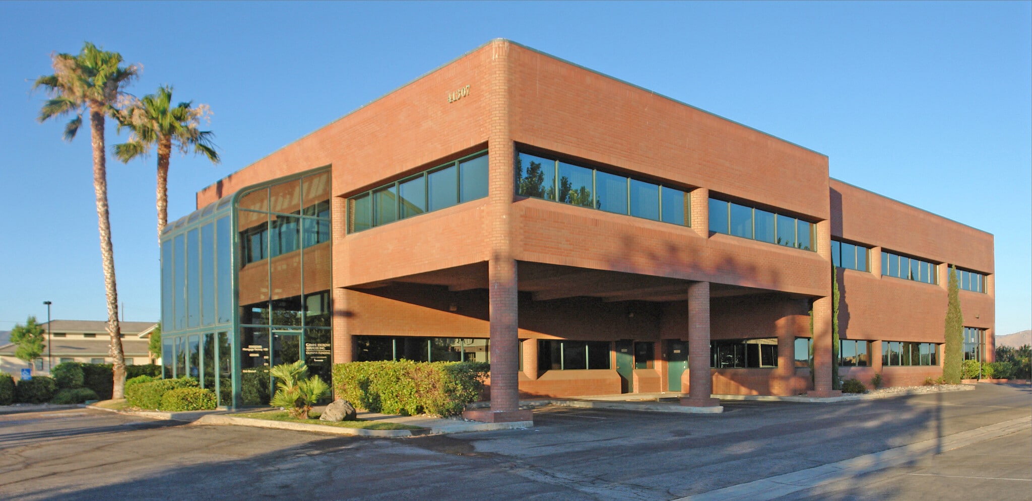 41307 12th St W, Palmdale, CA for lease Building Photo- Image 1 of 14
