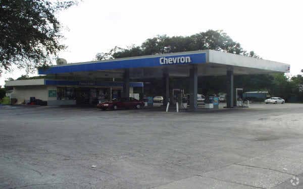 930 W Us Highway 92, Seffner, FL for lease - Primary Photo - Image 1 of 2