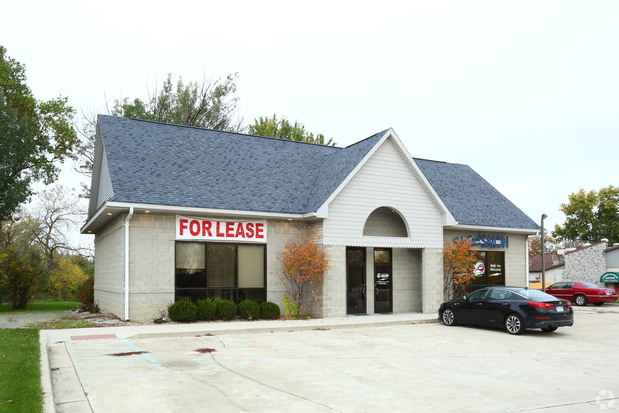 7500 Fenton Rd, Grand Blanc, MI for lease Primary Photo- Image 1 of 4