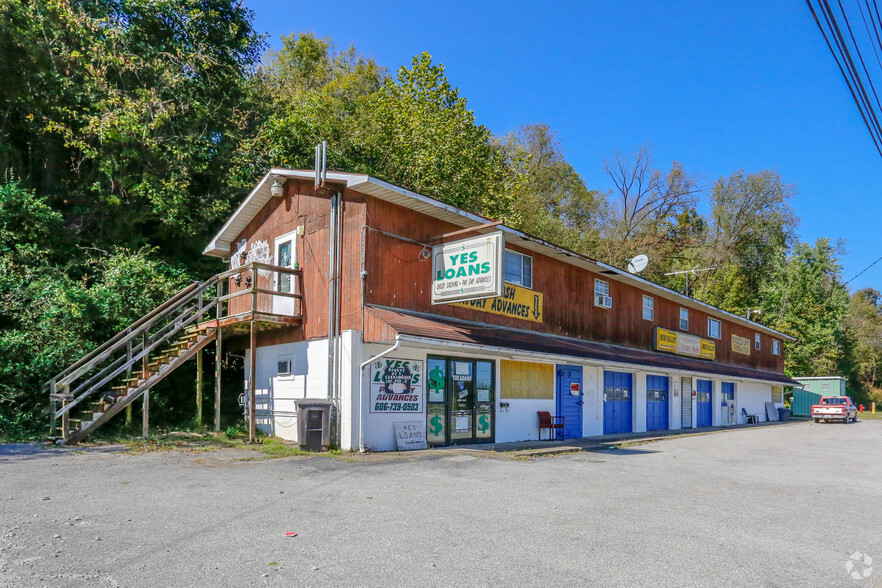 3821 Louisa Rd, Catlettsburg, KY for sale - Primary Photo - Image 1 of 1