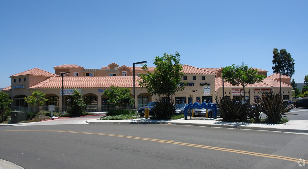 577 S Rancho Santa Fe Rd, San Marcos, CA à louer - Photo du bâtiment - Image 2 de 3