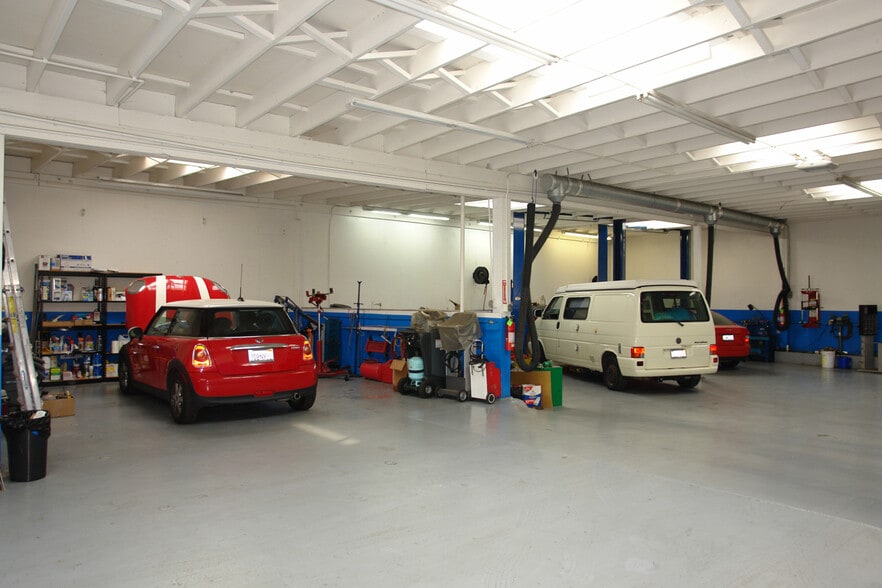 1080 Old County Rd, Belmont, CA à vendre - Photo intérieure - Image 2 de 4