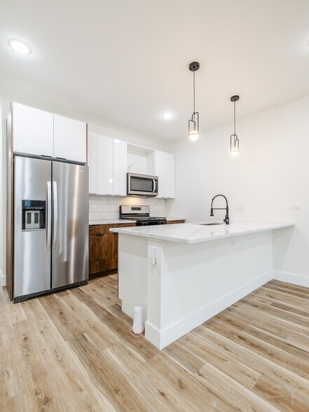 6328 S Evans Ave, Chicago, IL à vendre - Photo du bâtiment - Image 3 de 65