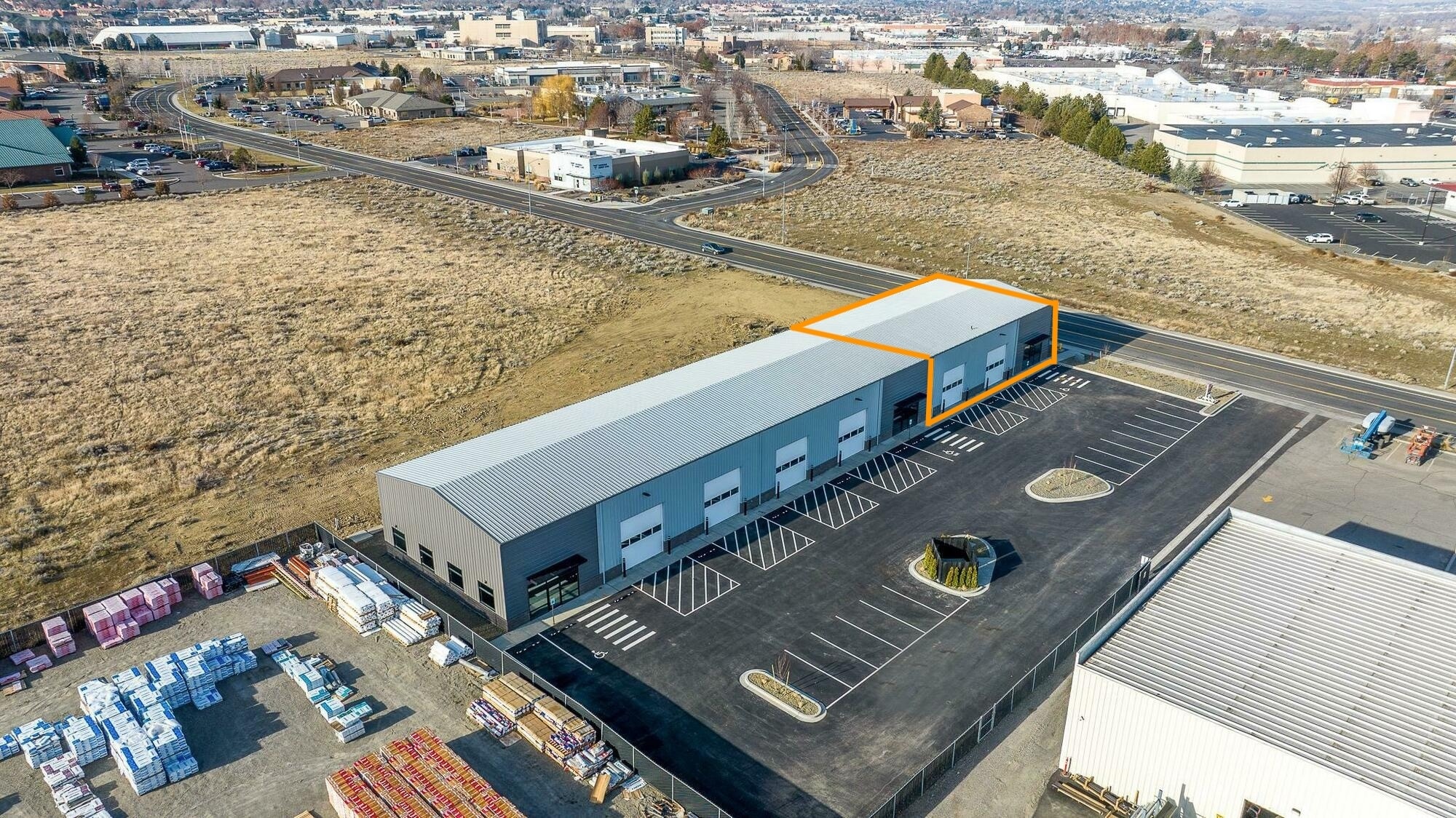 6509 W. Rio Grande, Kennewick, WA for lease Primary Photo- Image 1 of 11