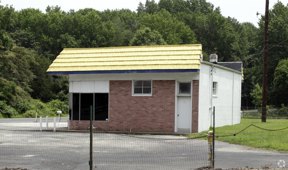 601 Shell Rd, Penns Grove, NJ à vendre - Photo du bâtiment - Image 2 de 2