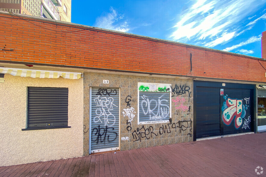 Plaza Santiago, 10, Humanes de Madrid, Madrid for lease - Primary Photo - Image 1 of 2