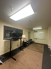 6635 N Baltimore Ave, Portland, OR for lease Interior Photo- Image 1 of 4