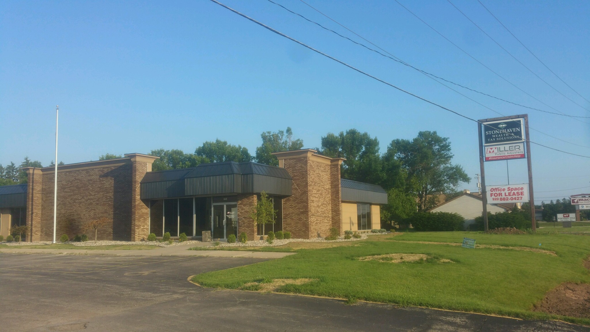 530 S Westland Dr, Appleton, WI for sale Building Photo- Image 1 of 1