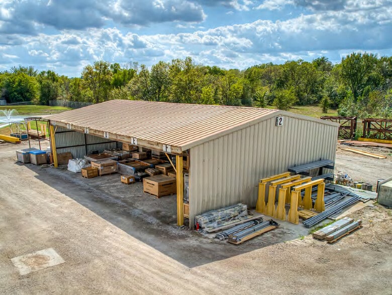 6615 US 75, Beggs, OK à vendre - Photo du bâtiment - Image 2 de 5