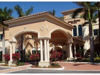 7593 W Boynton Beach Blvd, Boynton Beach, FL à louer - Photo du bâtiment - Image 2 de 22