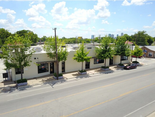 Plus de détails pour 3000 Race St, Fort Worth, TX - Bureau à louer