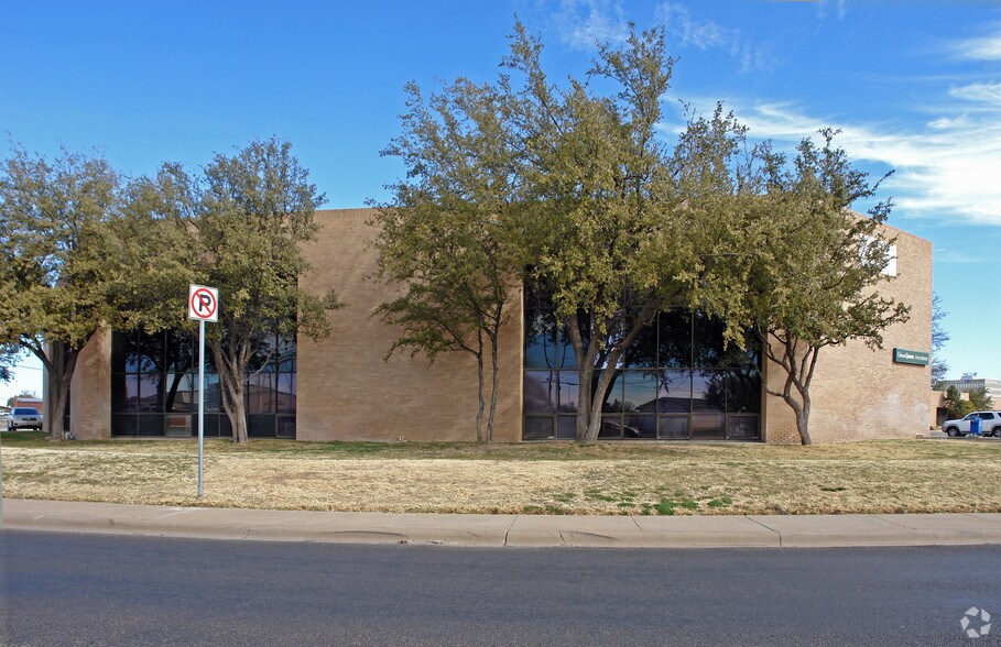 1901 E 37th St, Odessa, TX à louer - Photo principale - Image 1 de 7