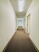 944 McCourtney Rd, Grass Valley, CA for lease Interior Photo- Image 2 of 4