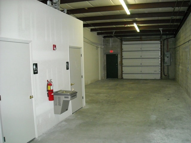 4582-4612 Ashton Rd, Sarasota, FL for lease - Building Photo - Image 3 of 10