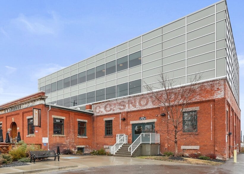 2010 11th St SW, Calgary, AB for lease - Building Photo - Image 1 of 2