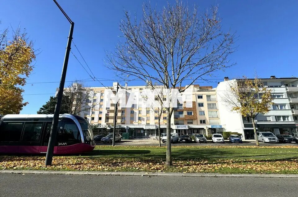 39 Avenue Du Drapeau, Dijon for lease Primary Photo- Image 1 of 7